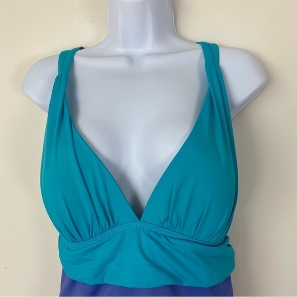 ECHO Swim One Piece Swimsuit Bathing Suit Strappy Back Plunge VNeck Size 10 - Picture 2 of 7